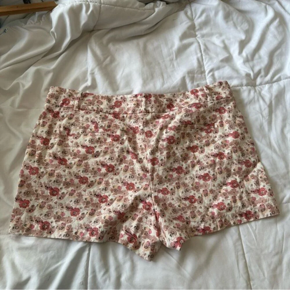Ann Taylor Loft Floral Print Women's Shorts Size 14 - Picture 4 of 8